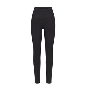 SKIMS Soft Smoothing Seamless Leggings, NWT, Onyx, M